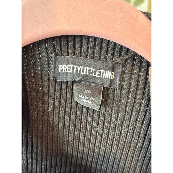 NWT Pretty Little Thing Ring Front Cut Out Long Sleeve Knit Top Black Womens XS - Picture 7 of 12